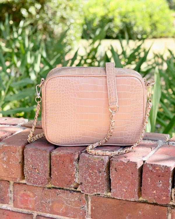 Caroline Hill - Fiona Crossbody "Latte EC"
