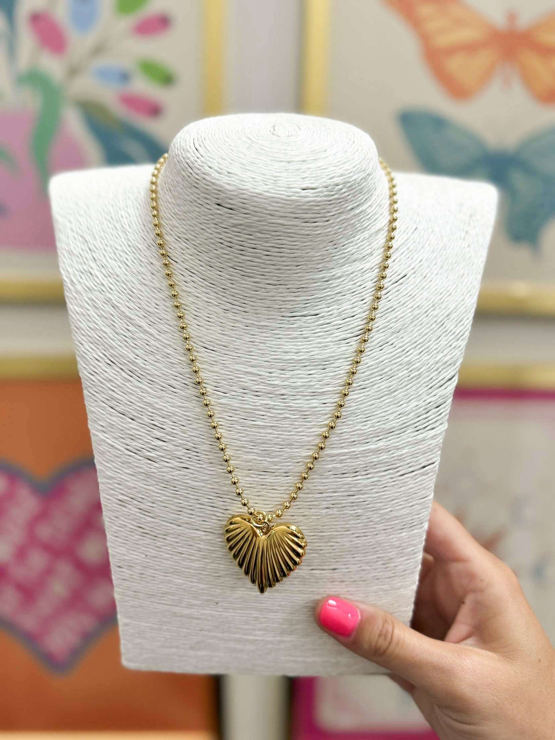 Hart Designs Jewelry - Gold Beaded Necklace "Heart"