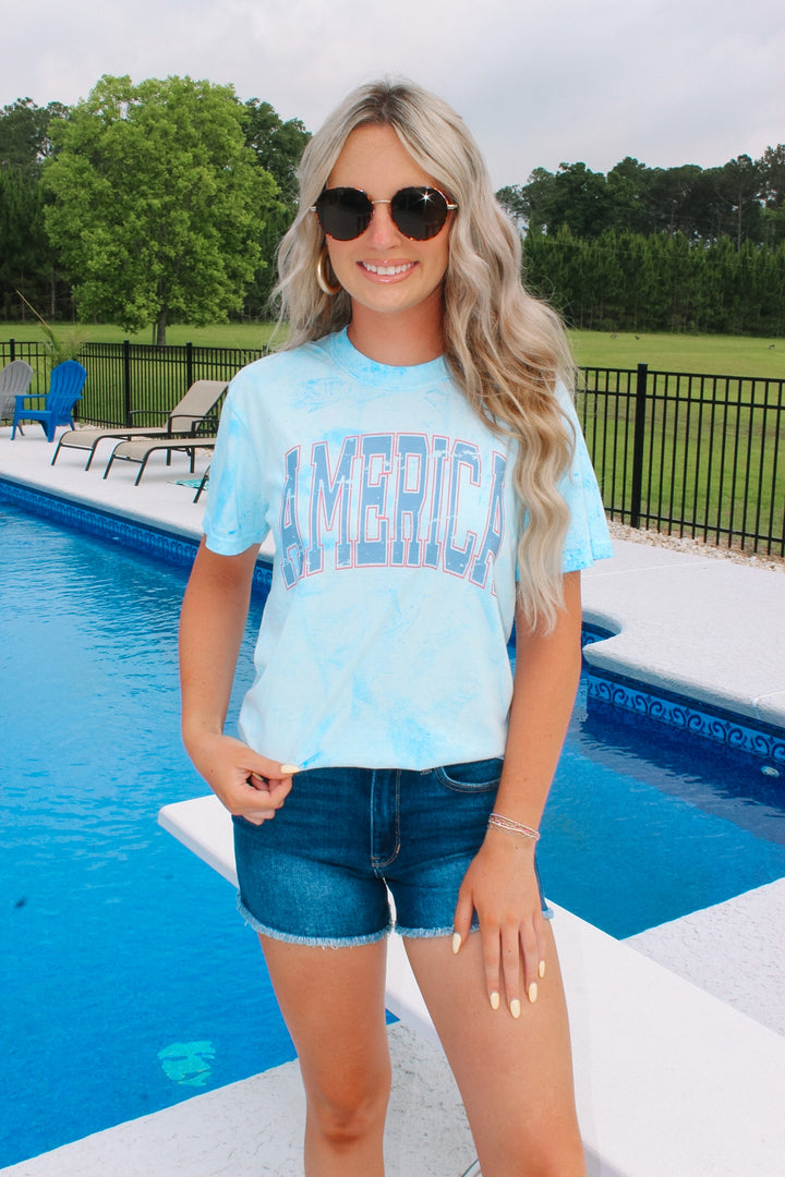 AMERICA Distressed Graphic Tee