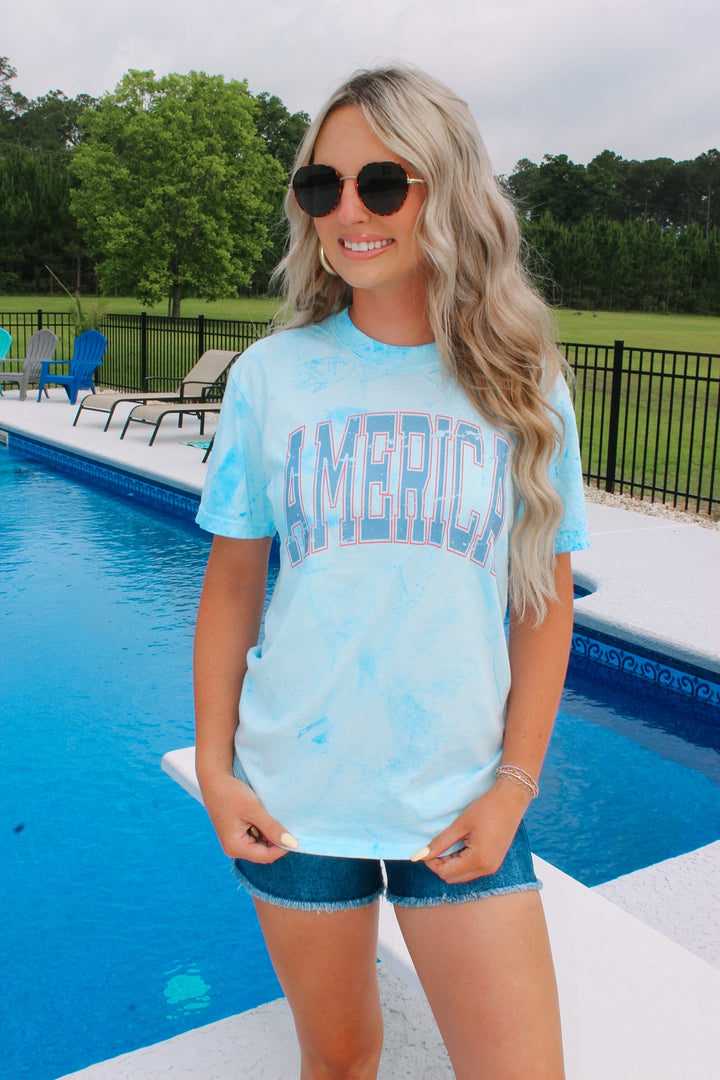 AMERICA Distressed Graphic Tee