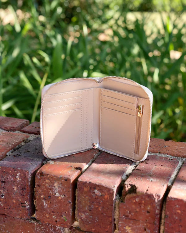 Caroline Hill - Blakely Wallet "Pearl"