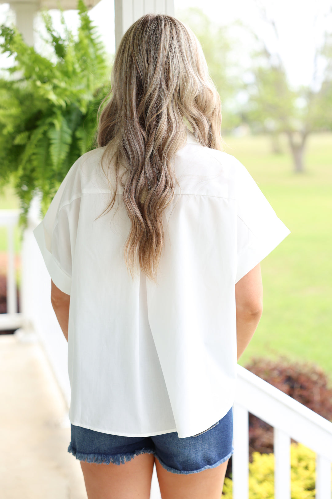 Starfish Button Accent Solid Top "Off White"