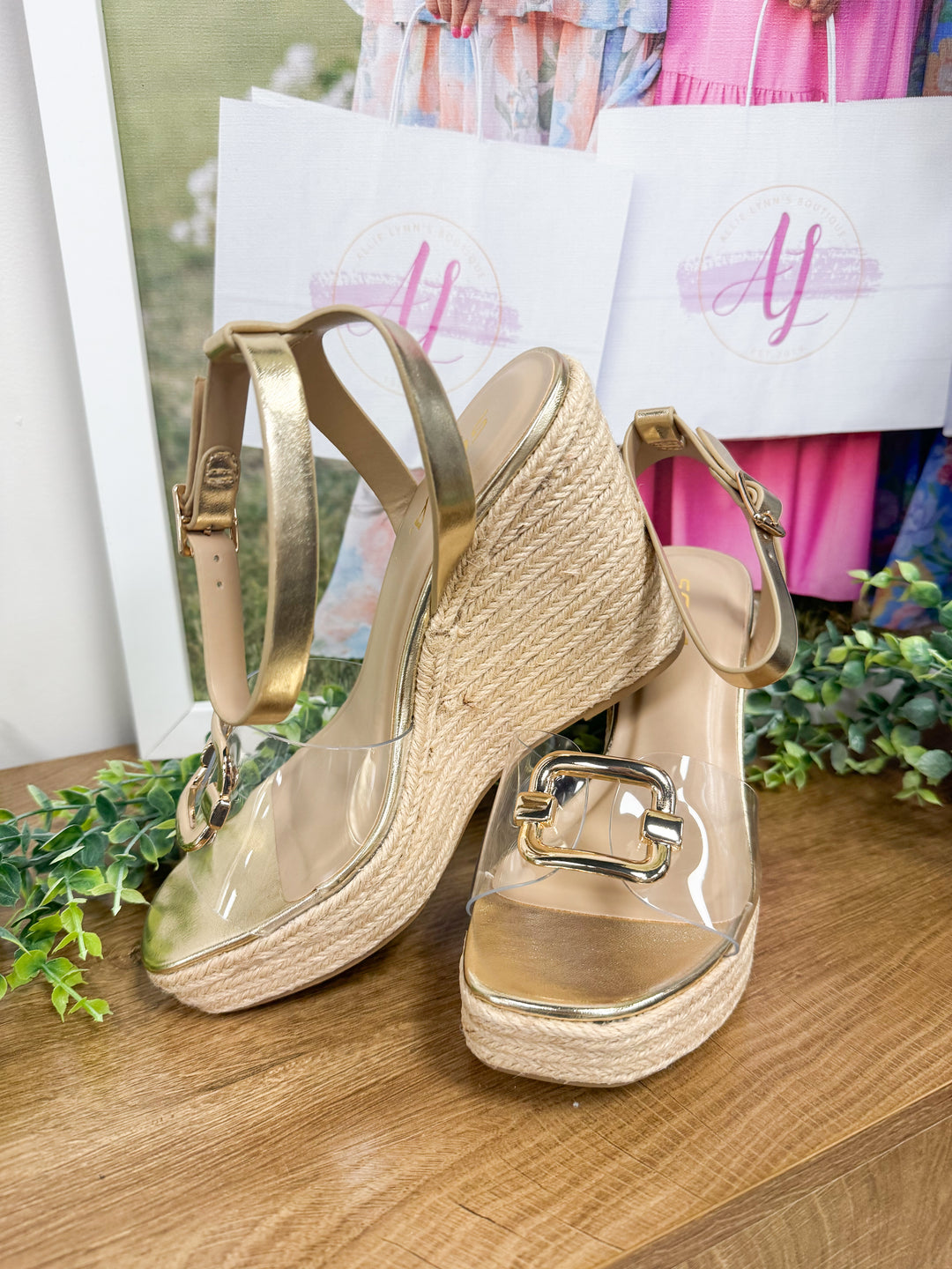 Notice Clear Wedge Sandal