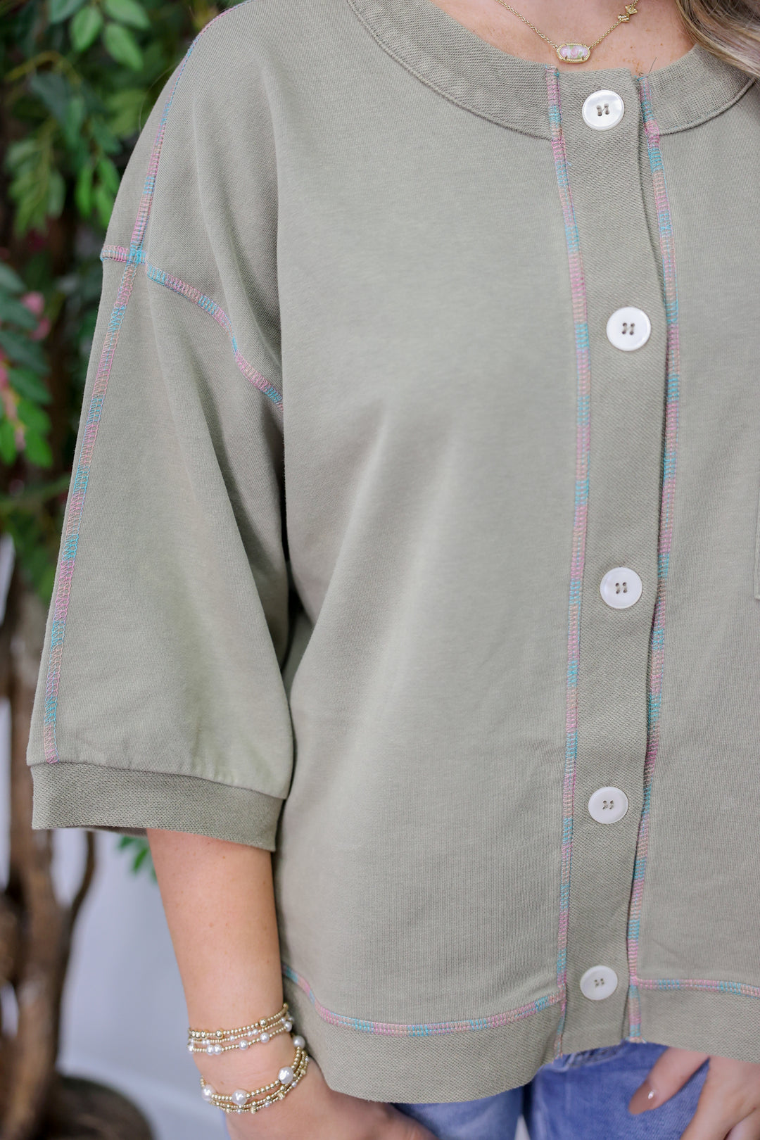 Button Stitch Top "Light Olive"