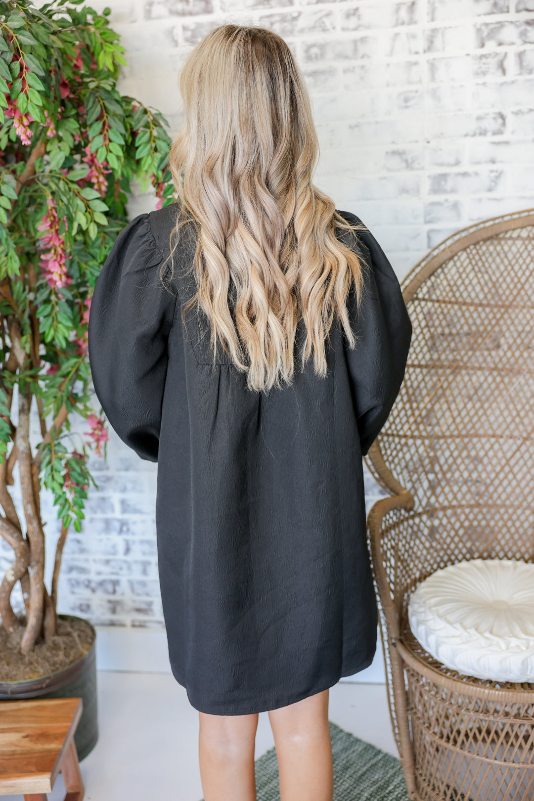 3/4 Balloon Sleeves Babydoll Dress "Black"