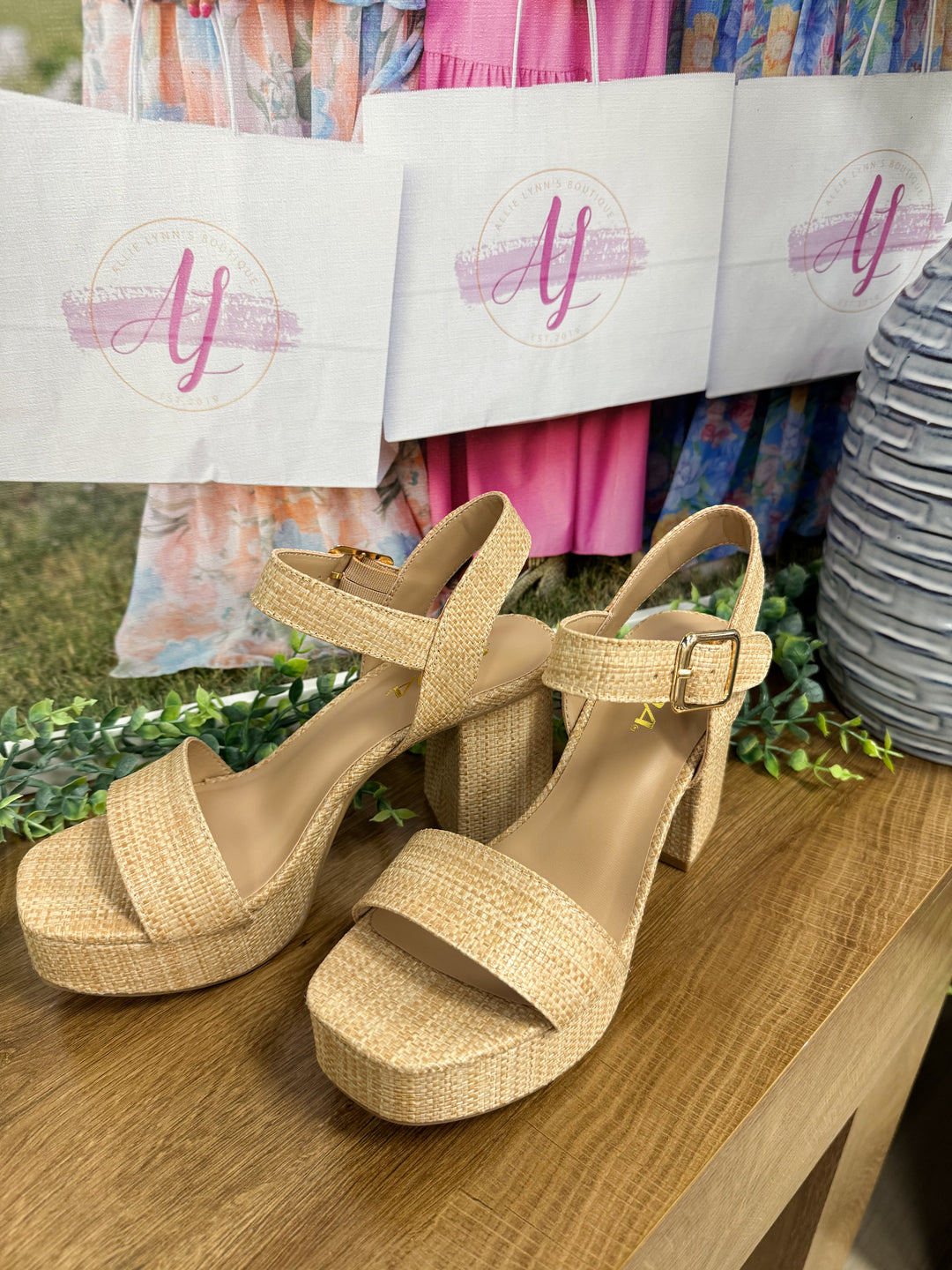 Mary Wedges "Natural Raffia"