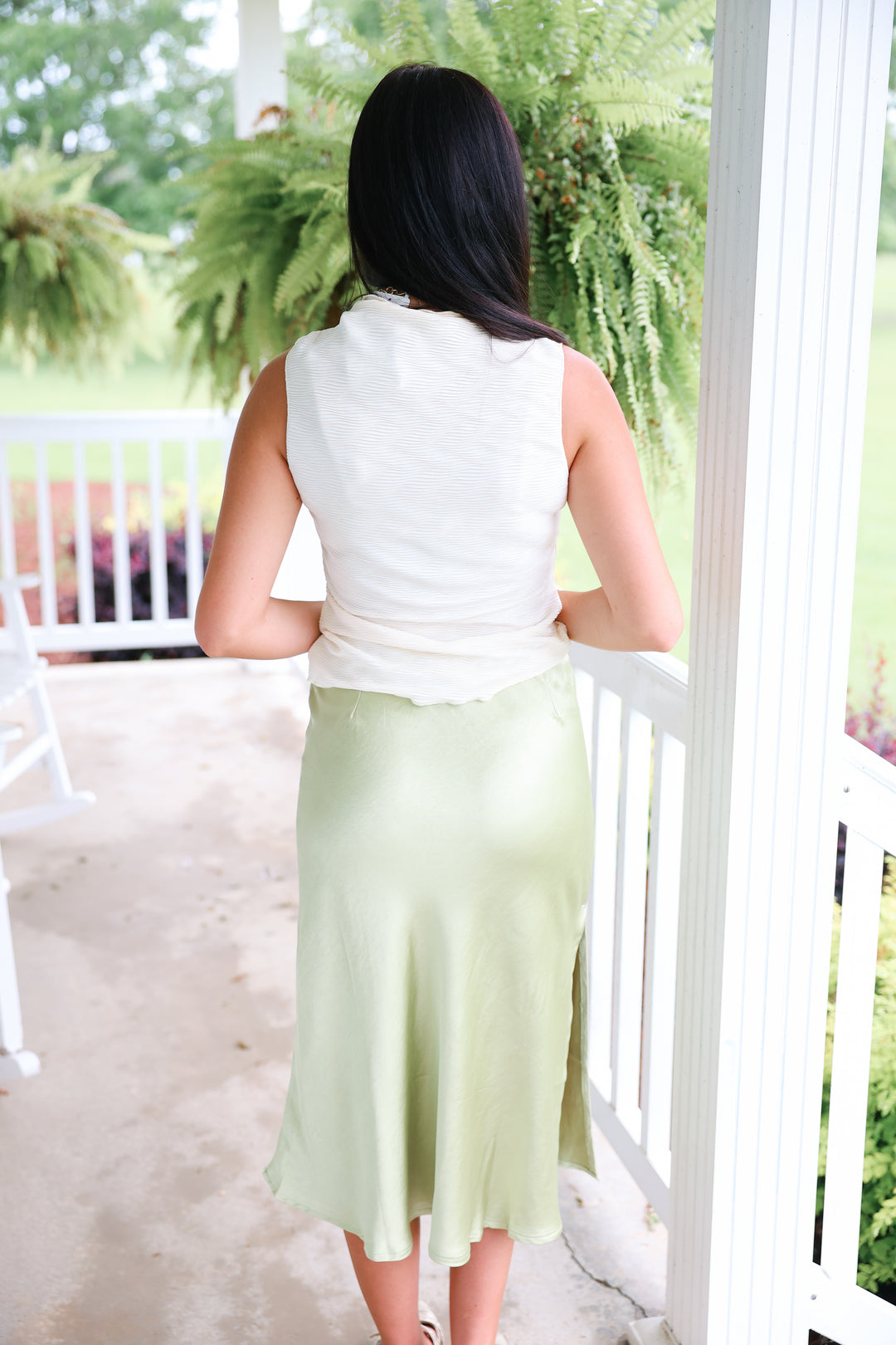 Sleeveless Mock Neck Top "Champagne"