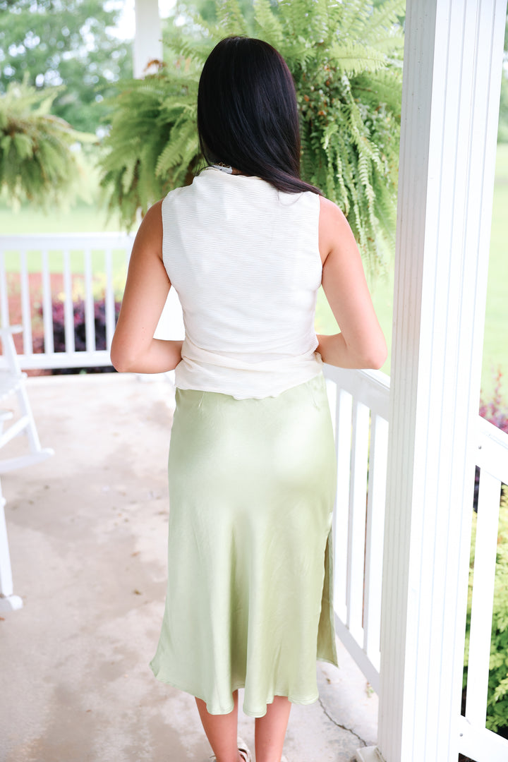Sleeveless Mock Neck Top "Champagne"