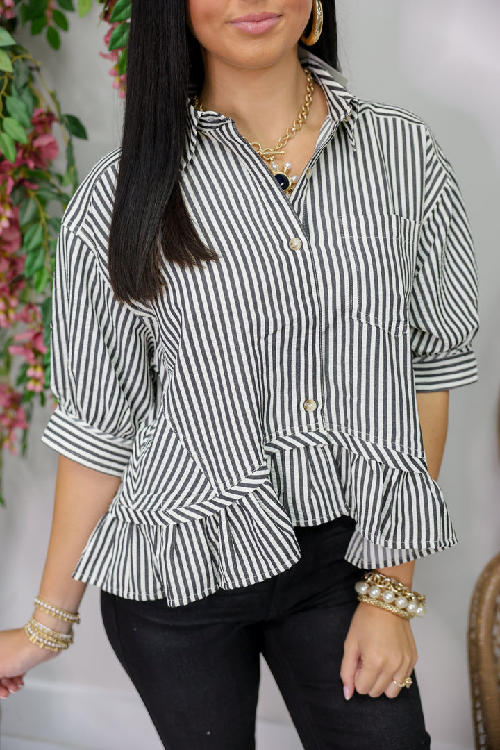 Stripe A Pose Top "Black"