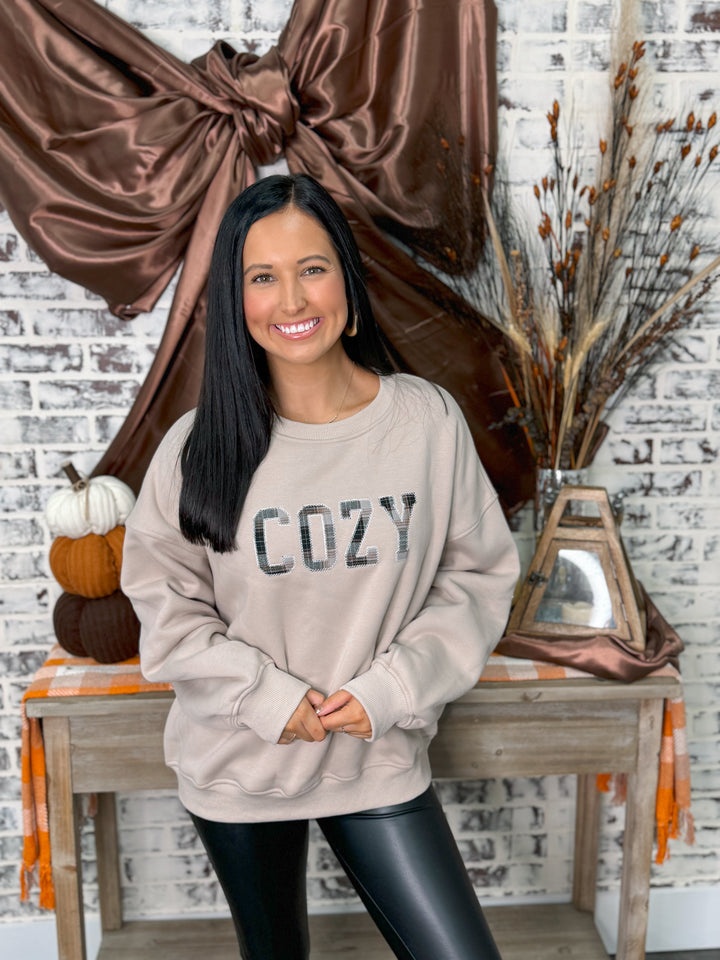 "COZY" Contrast Oversized Sweatshirt