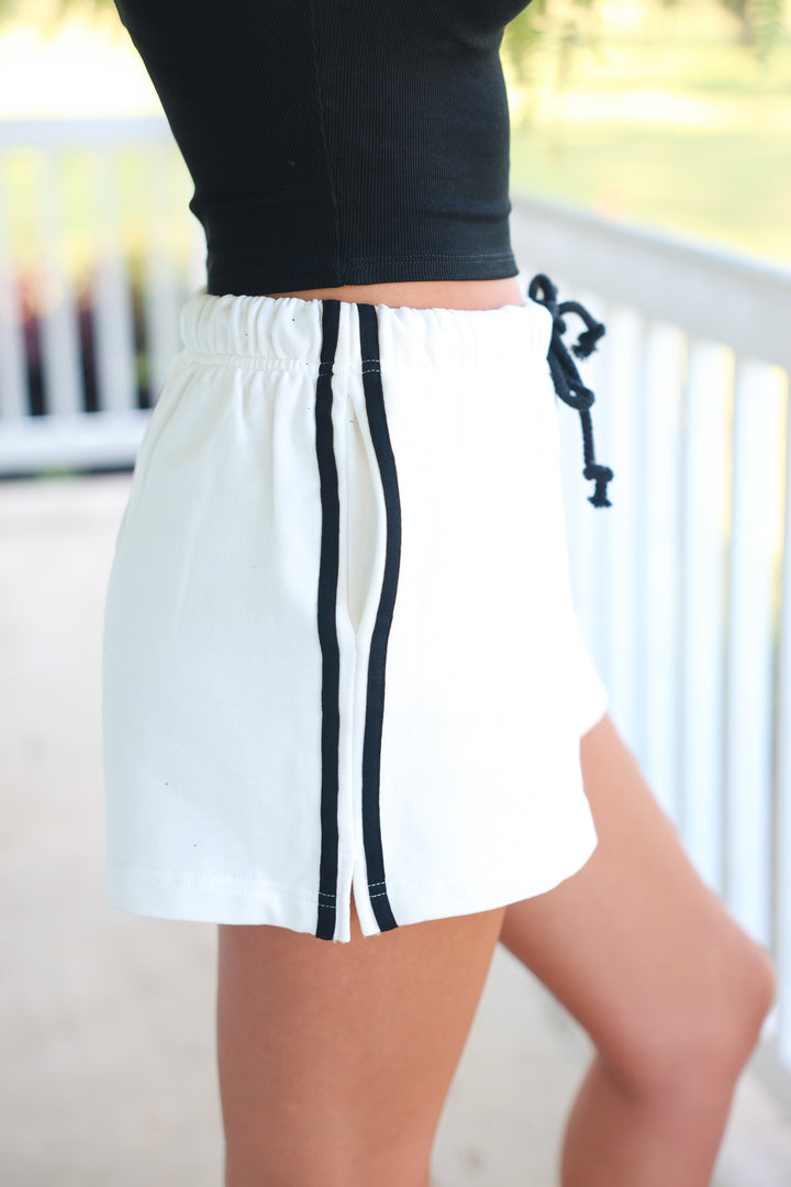 Summer Sport Shorts "Off White/Black"