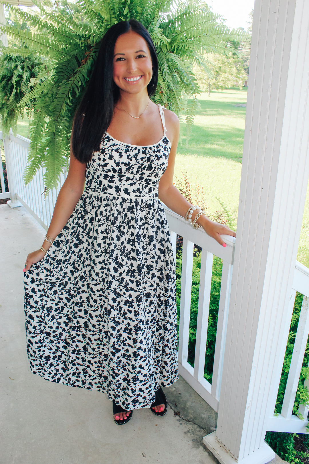 Off White/Black Floral Midi Dress Large