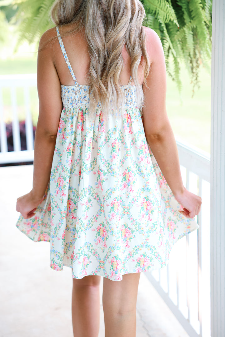 Mixed Floral Print Sleeveless Mini Dress "Cream Combo"