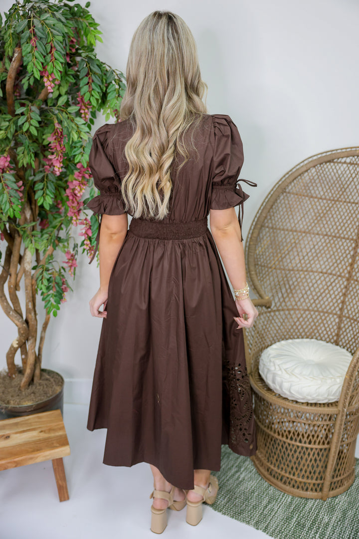 Gracious Eyelet Zipper Dress "Brown"
