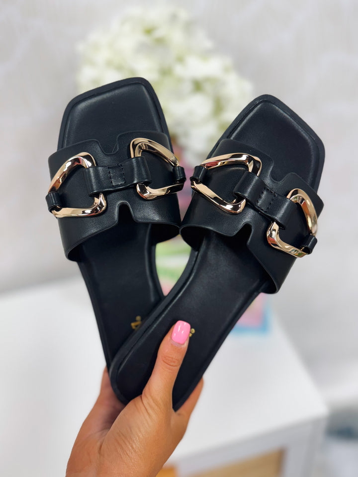 Lovelle Sandals "Black"