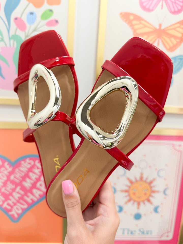 Distant Sandal "Lip Pat"