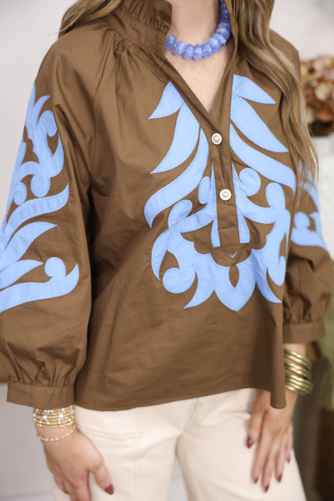 3/4 Sleeve Baroque Applique Detail Top "Brown"