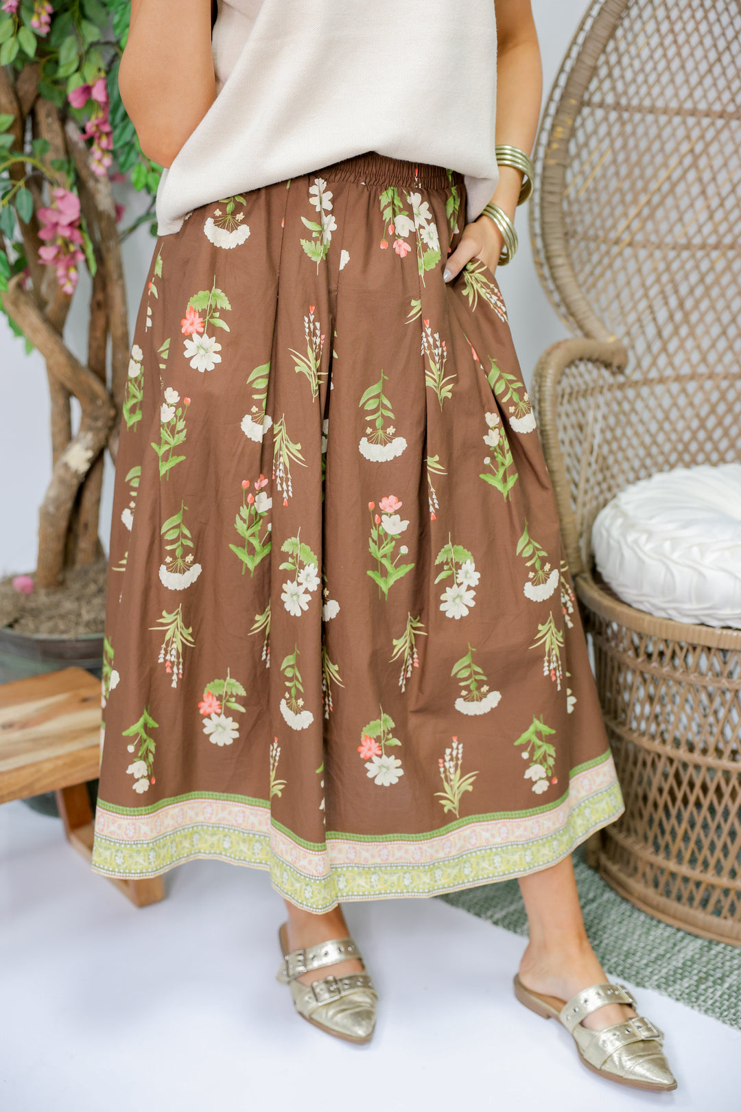 Playful Floral Midi Skirt "Brown"