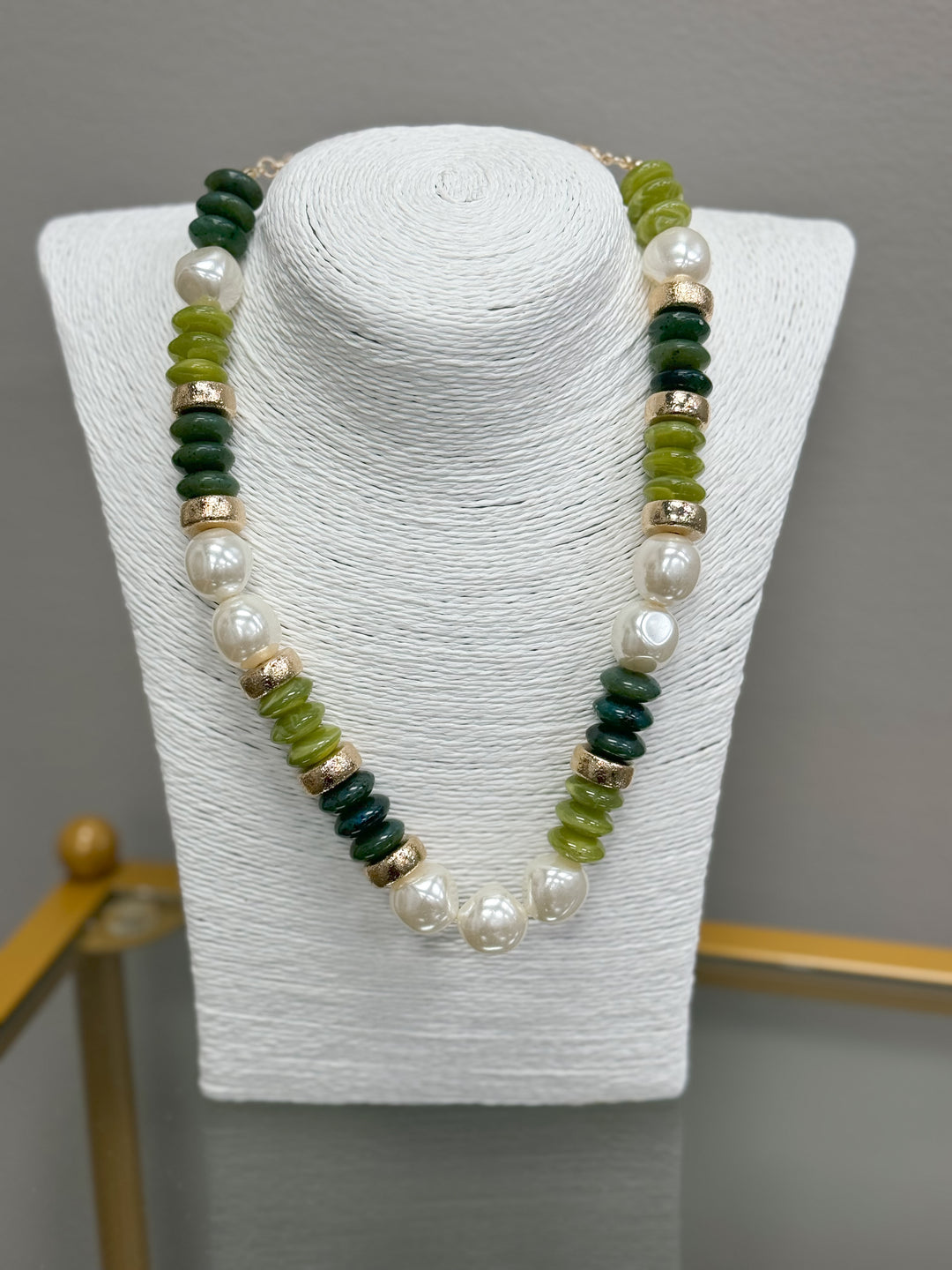 Blake Beaded Necklace "Olive/Pearl"