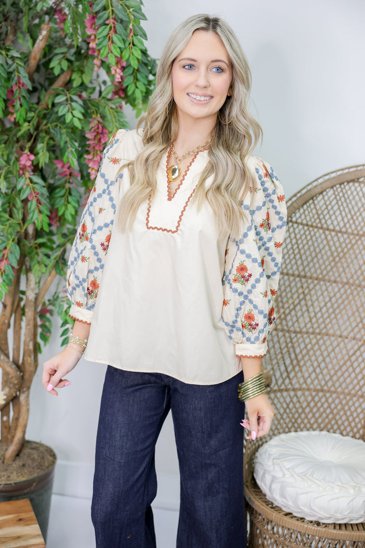 Embroidered 3/4 Sleeve Top "Ecru"