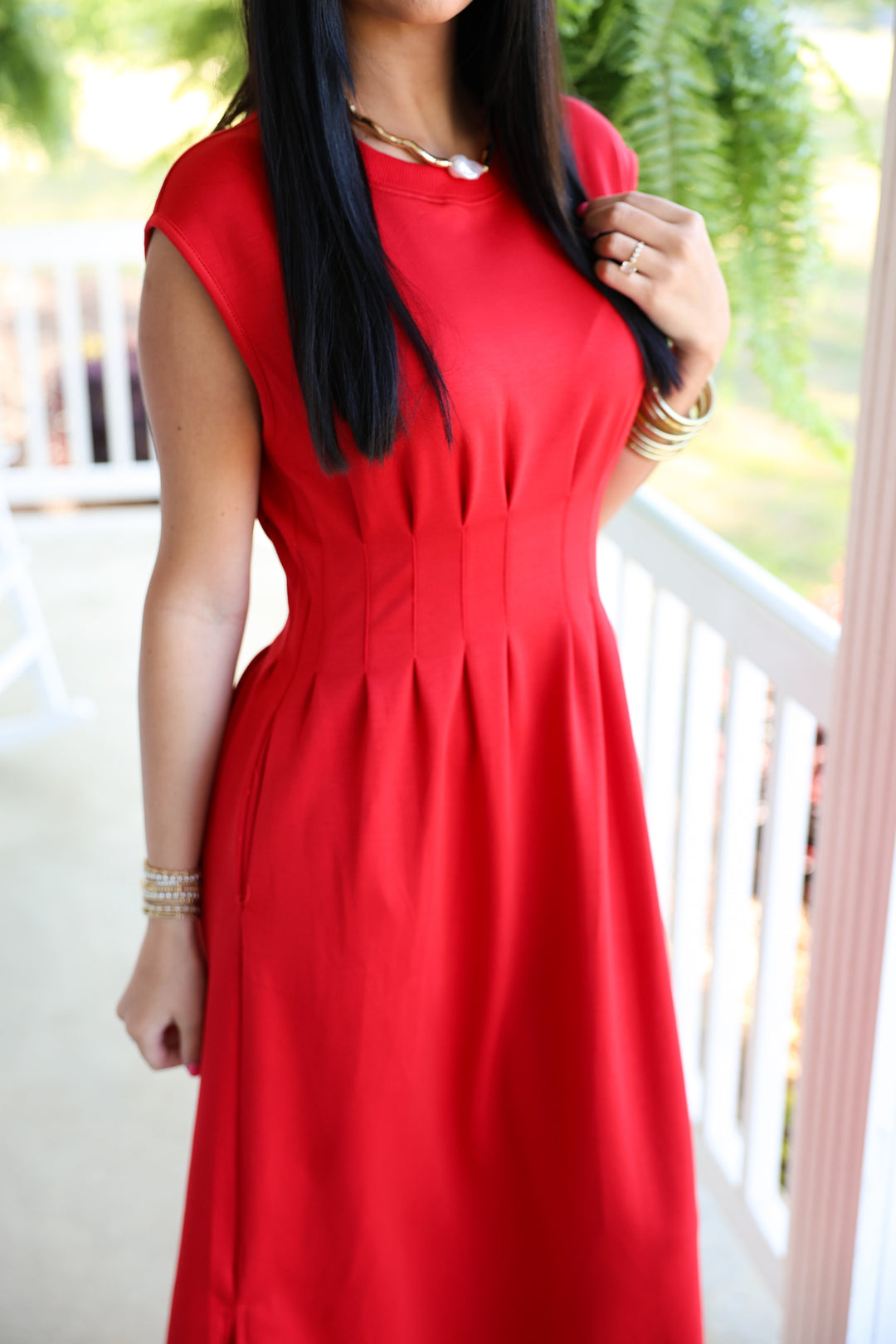 Solid Cap Sleeve W/ Pintuck Waist Midi Dress "Red"