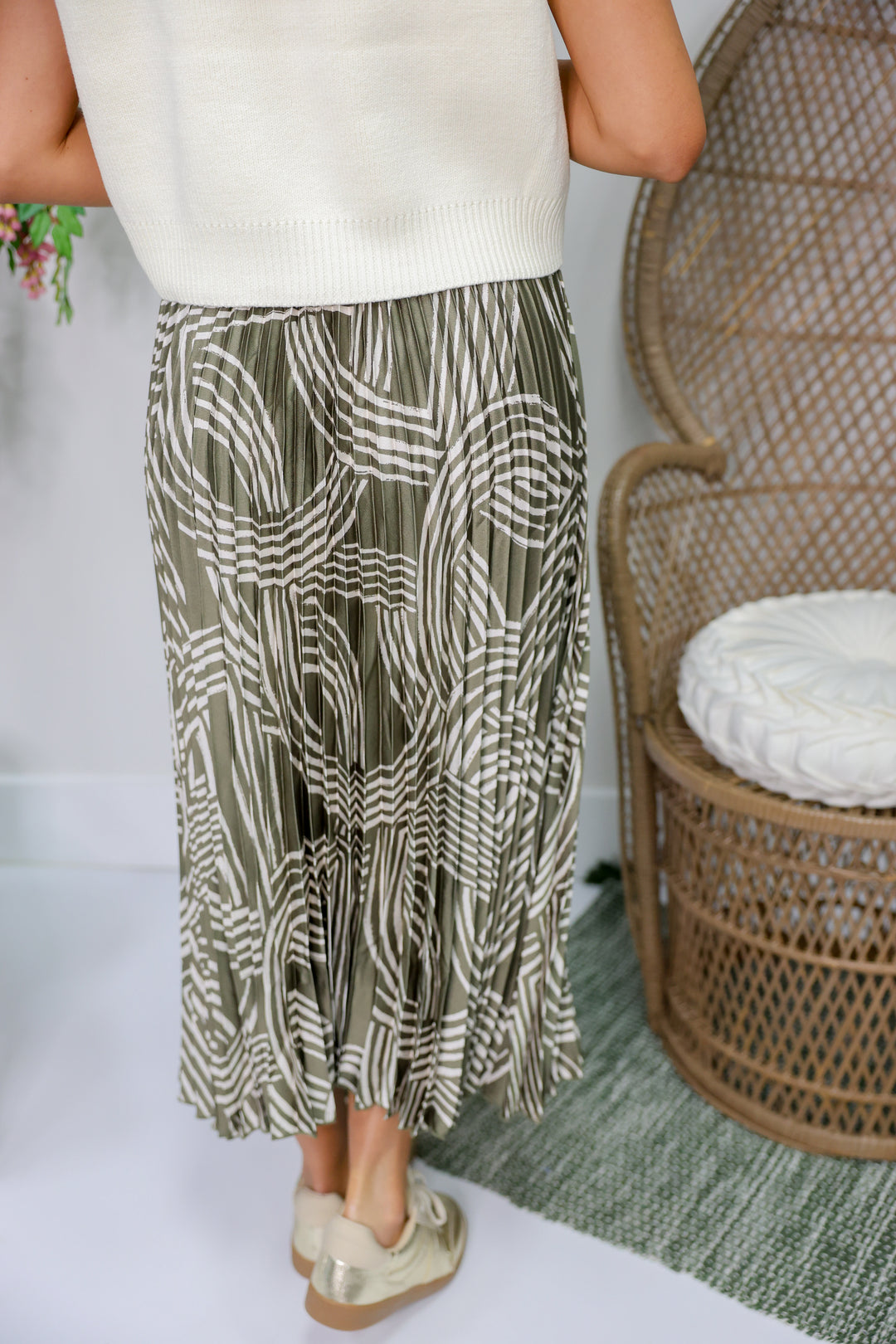 Abstract Printed Accordion Pleated Midi Skirt "Olive Grove"