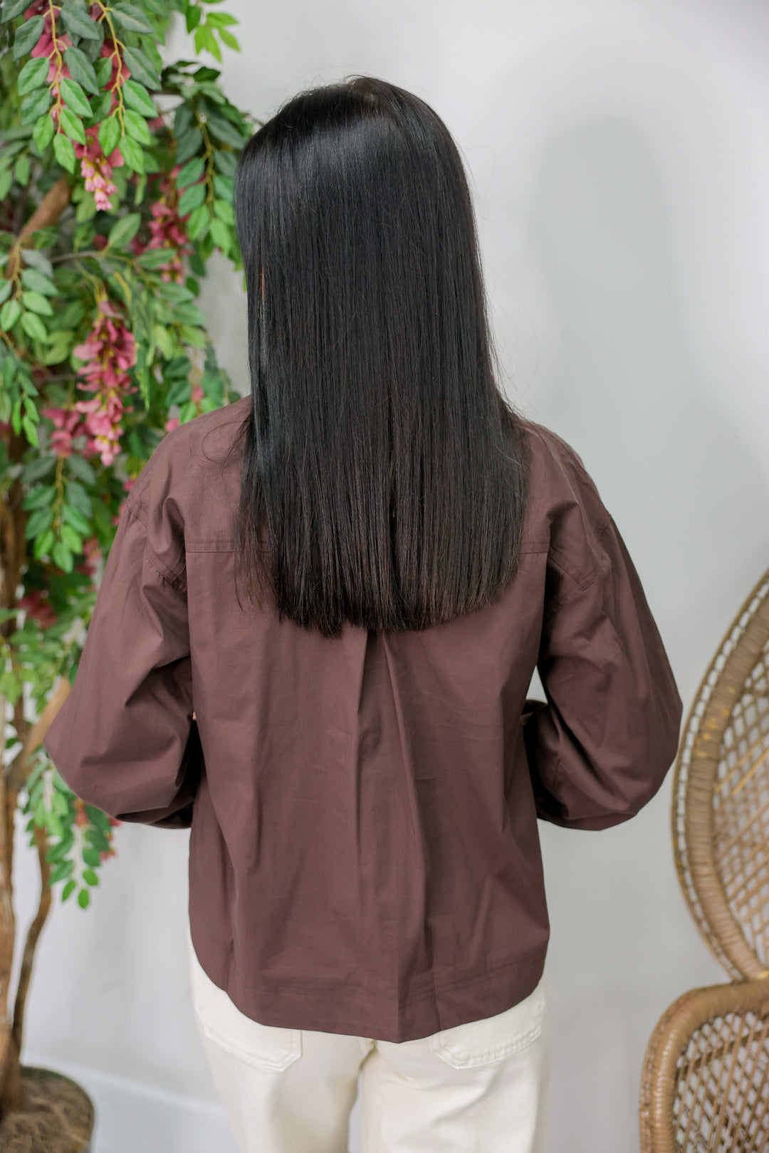 Solid Long Shirt Sleeve Spread Collar Pullover Top "Brown"