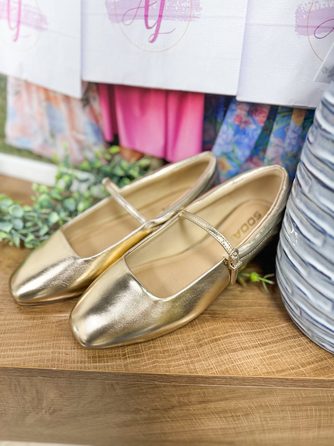 Kiana Flat “Gold"