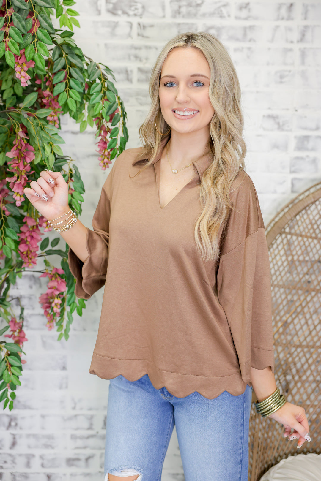 Butter Soft Scallop Edge Top "Mocha Mousse"