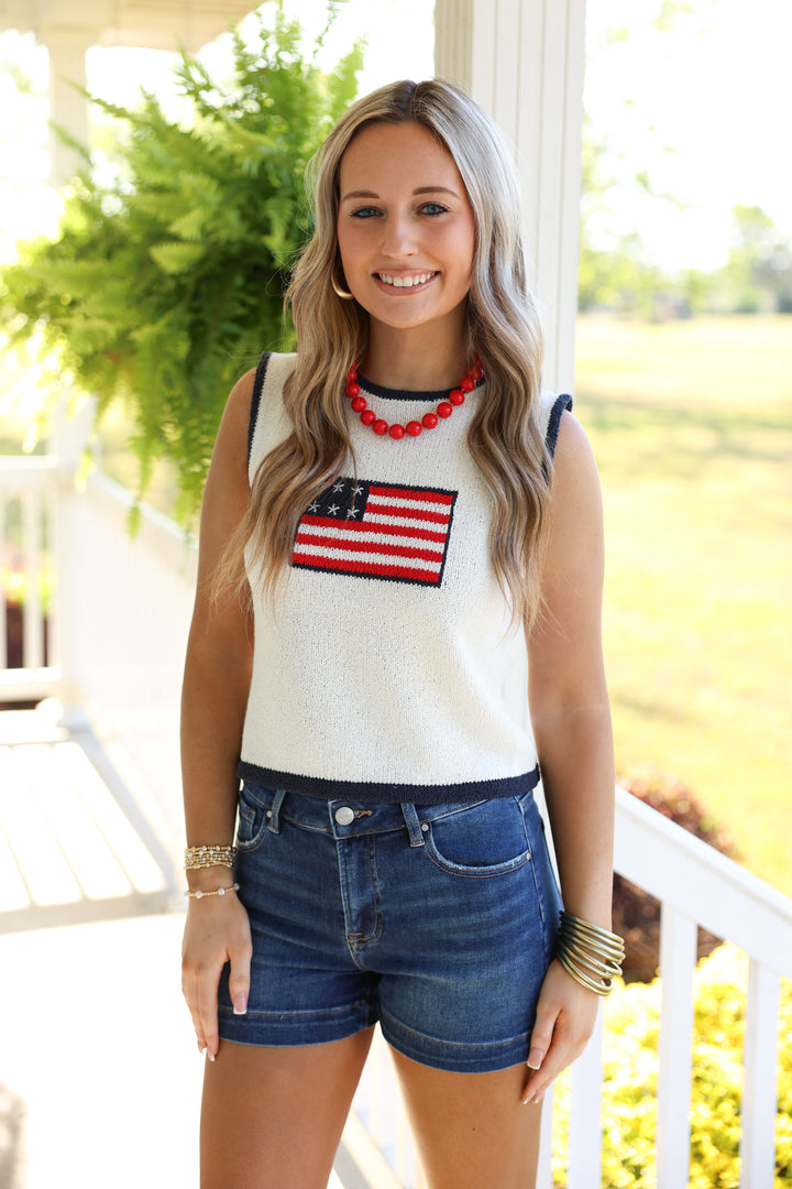 Contrasted Piping Flag Knitted Top "Ivory/Navy"