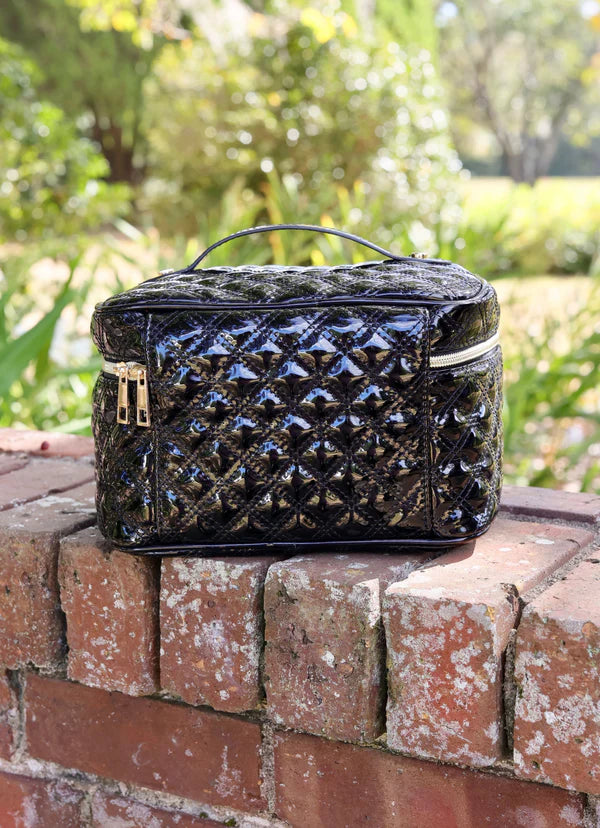 Caroline Hill - Hampton Train Case "Black Patent SQ"