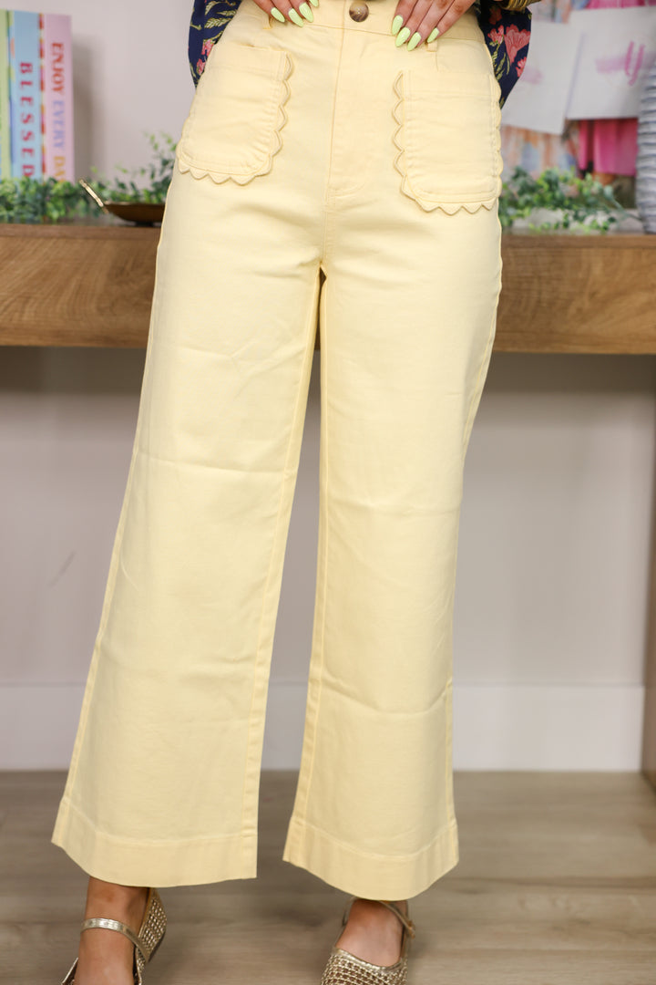 Perfect Pants Scallop Trim "Lemon"