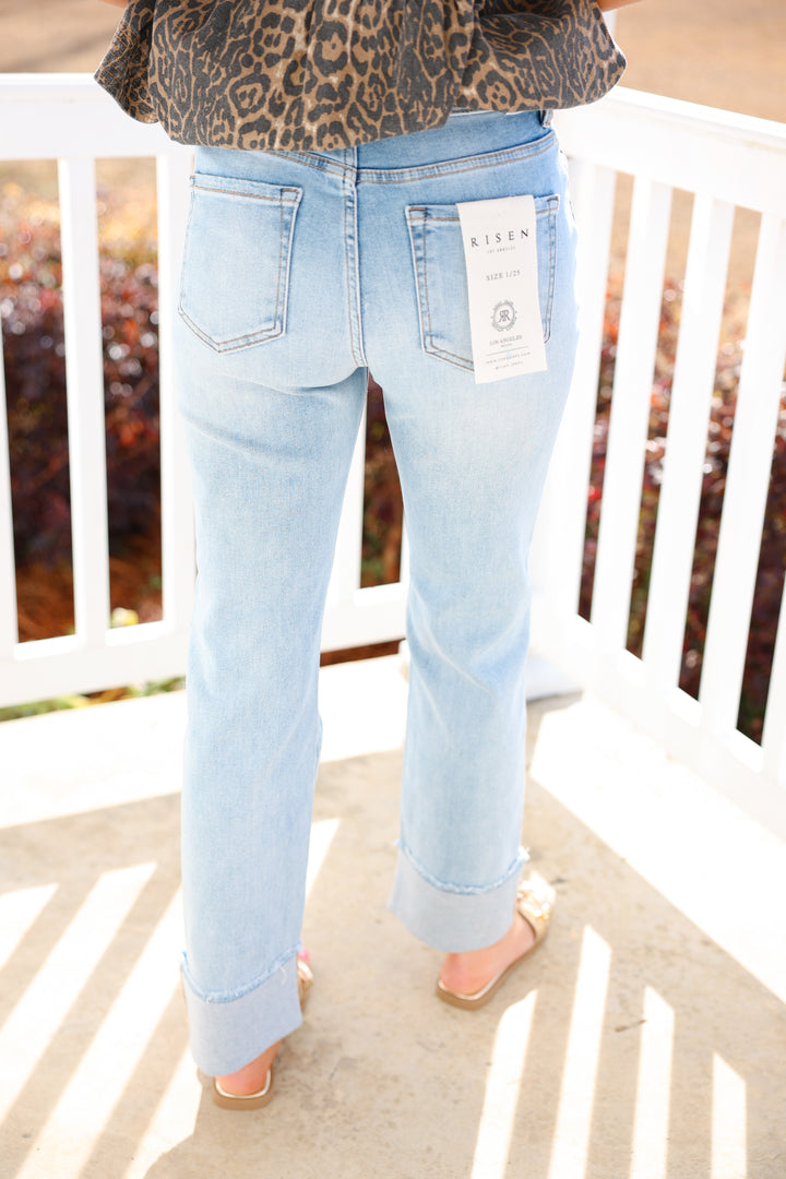 Risen - High Rise-Staright-Cuffed Relaxed Jeans "Light"