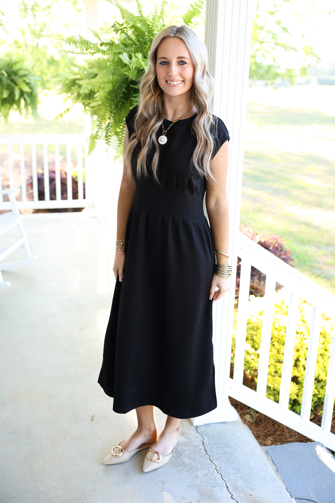 Buy Women's Solid Color Dresses Online | Allie Lynn's Clothing Allie Lynn's Boutique Buy Women's Solid Color Dresses Online | Allie Lynn's Clothing Allie Lynn's Boutique