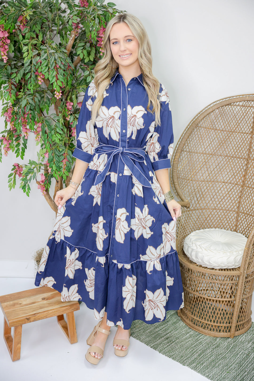Demi Floral Print  3/4 Sleeve Midi Dress "Navy"