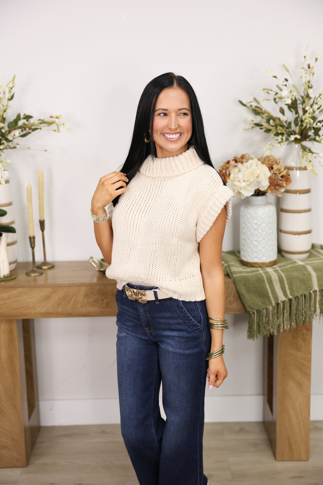 Sleeveless Cropped Turtleneck Knit Sweater Top "Ecru"