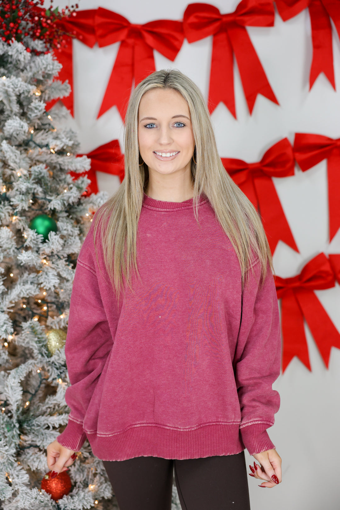 Acid Wash Oversized Fleece Pullover "Cabernet"