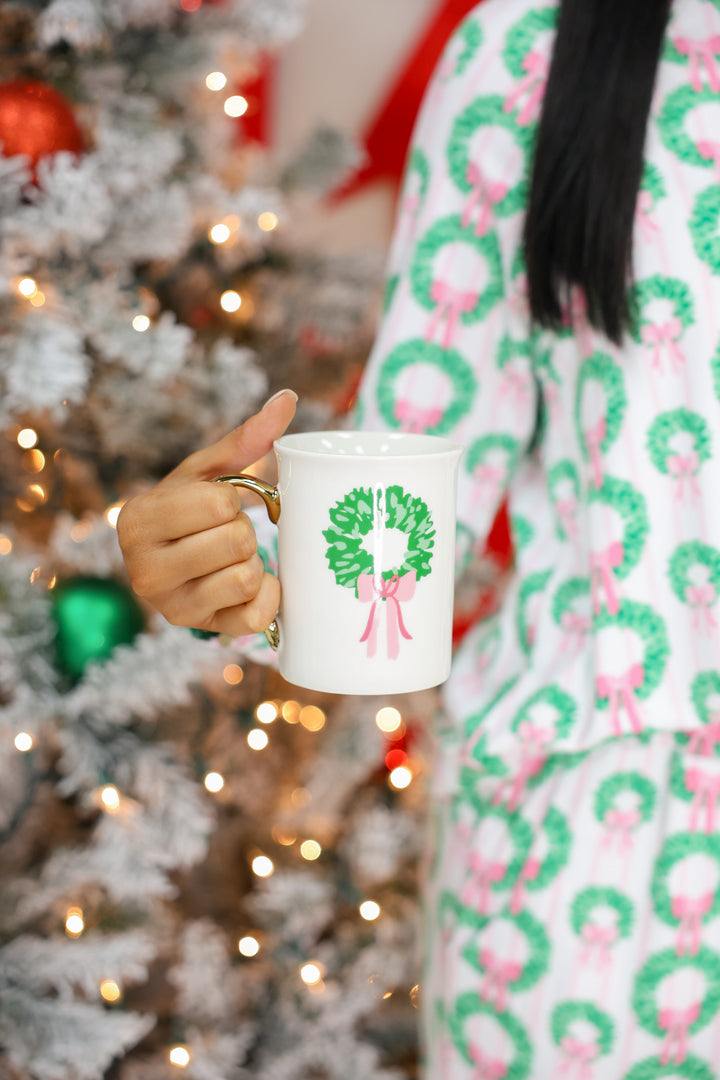 Mary Square - Gold Handle Mug "Rosy Wreaths"