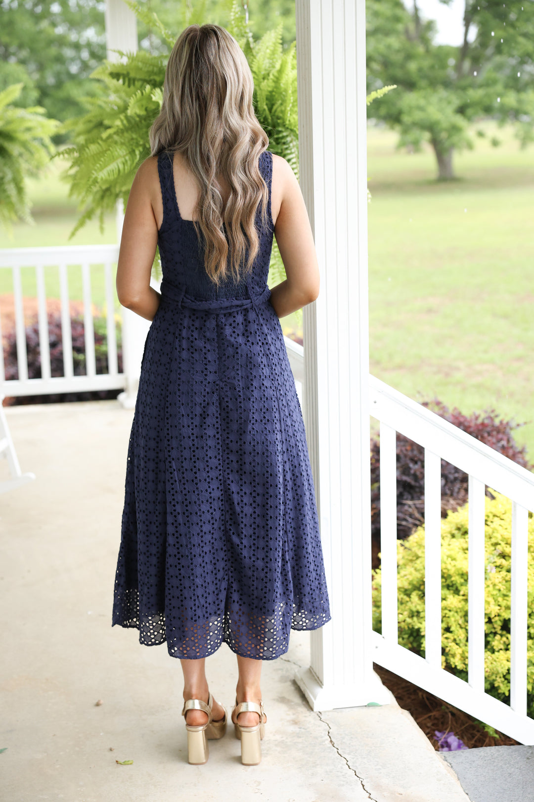 Everlasting Eyelet Sleeveless Midi Dress "Navy"