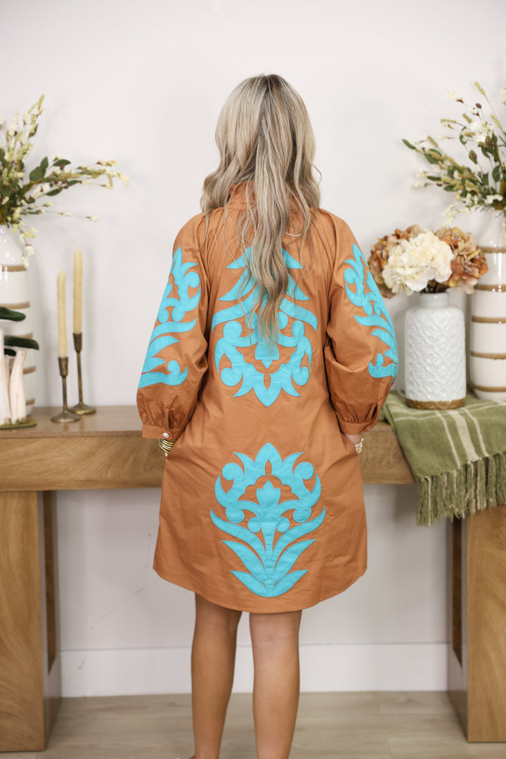3/4 Sleeve Baroque Applique Detail Shift Dress "Toffee/Turquoise"