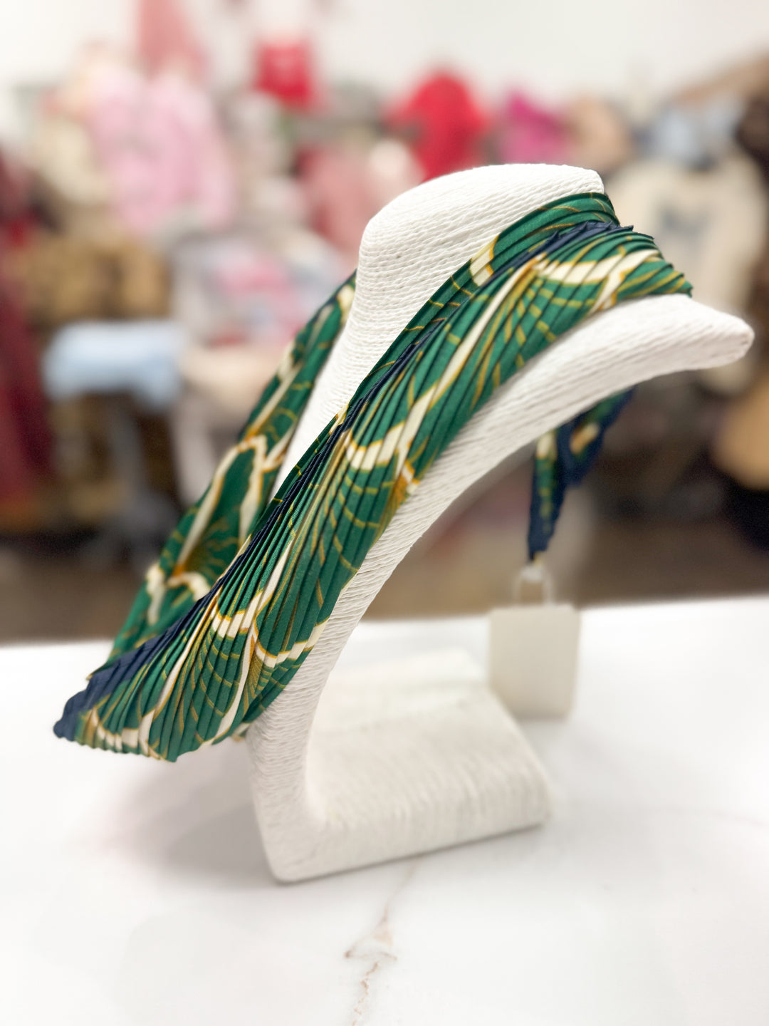 Hart Designs Jewelry - Playful Green Scarf Necklace