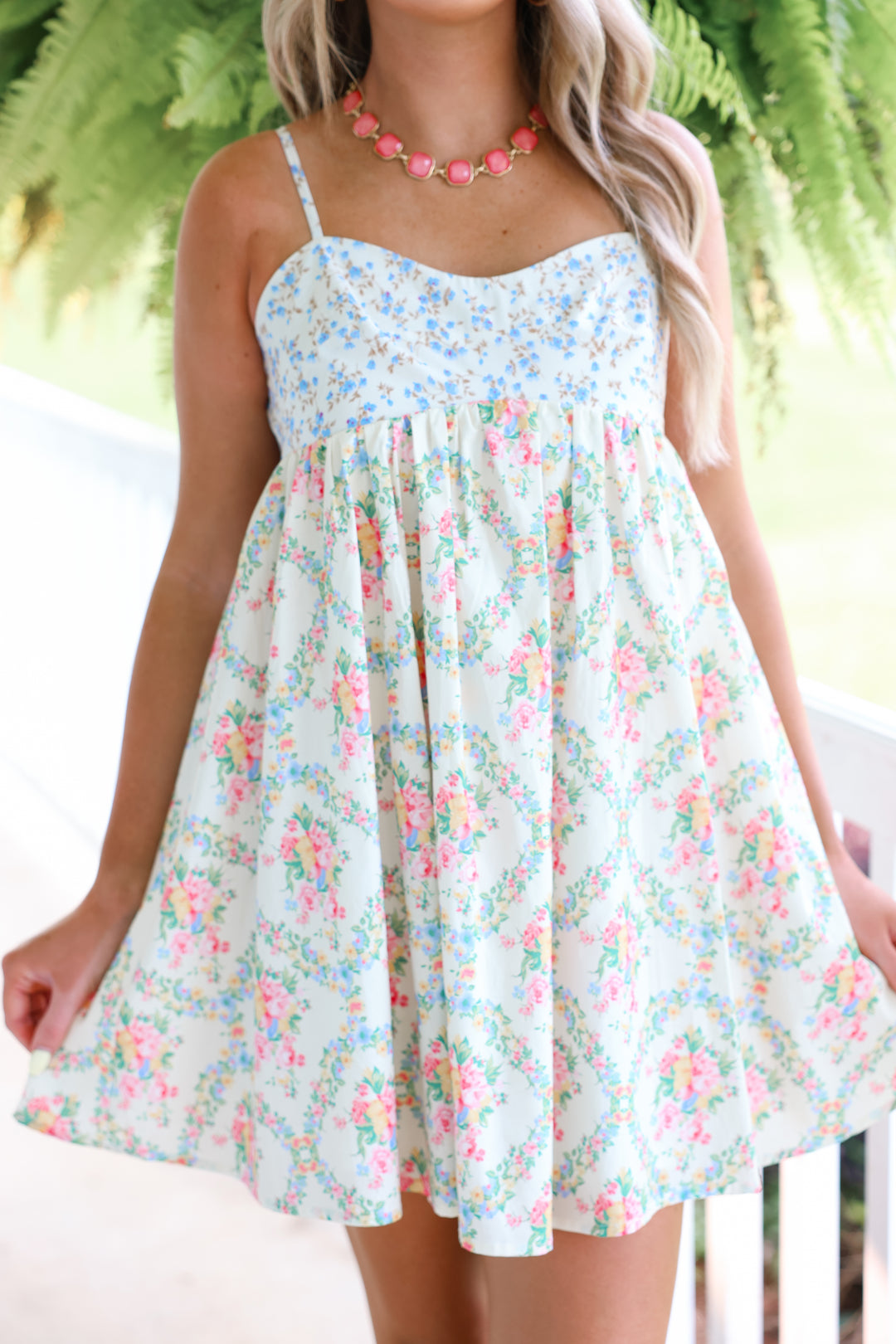 Mixed Floral Print Sleeveless Mini Dress "Cream Combo"