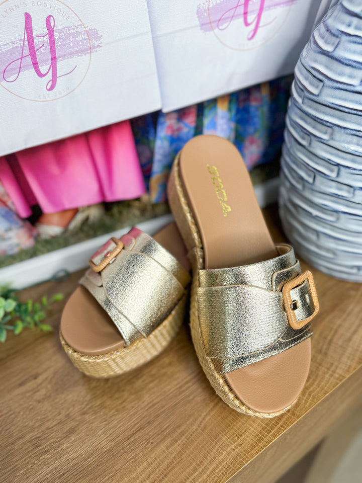 Lulah Platform Sandal "Gold"