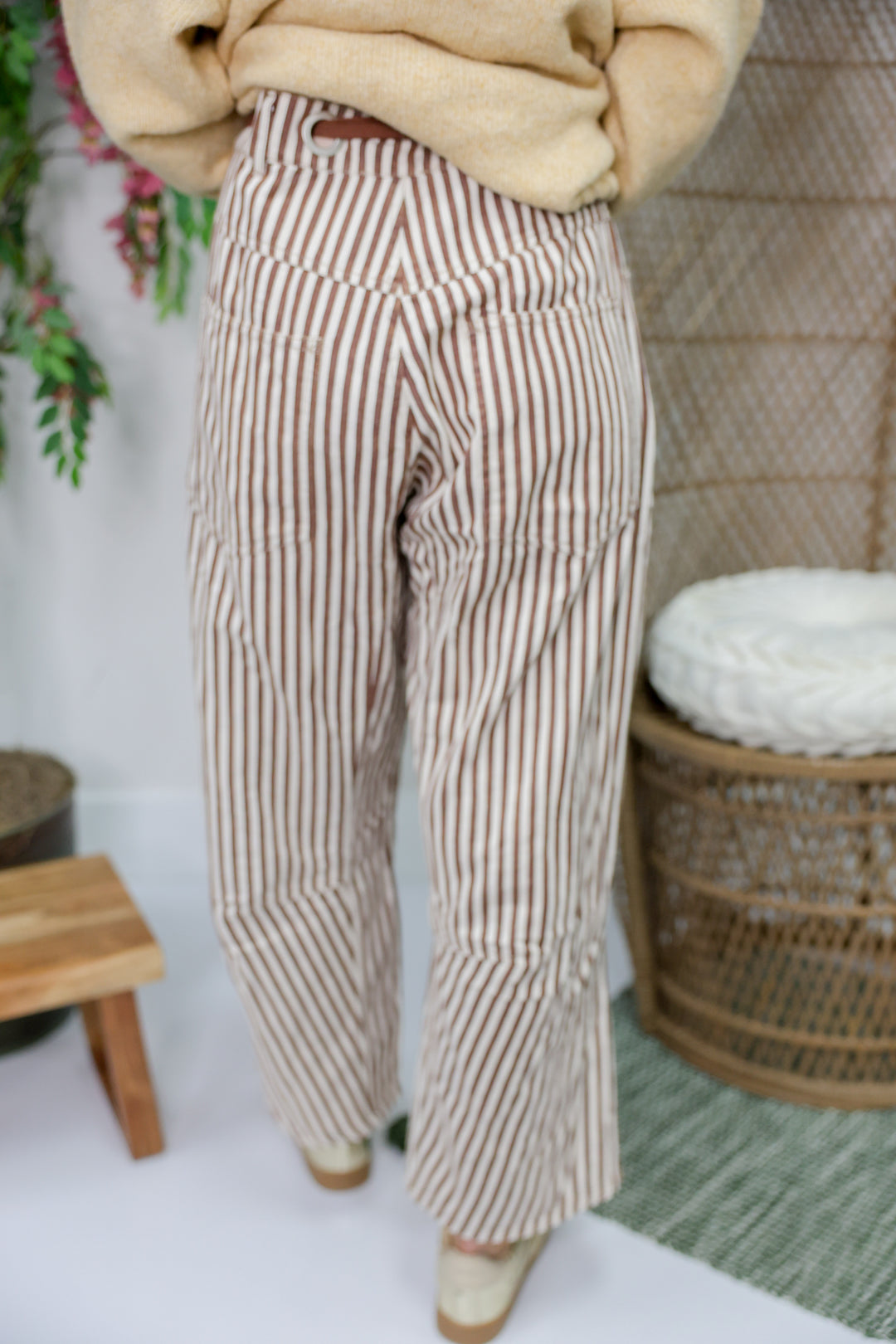 Striped Barrel Pants "Brownie Cream"