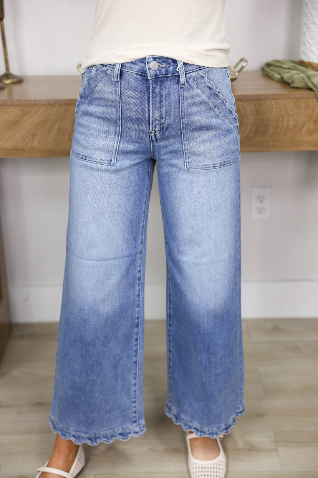 Risen - High Rise Crop Wide Leg Jeans W/ Scallop Patch Pocket "Medium"