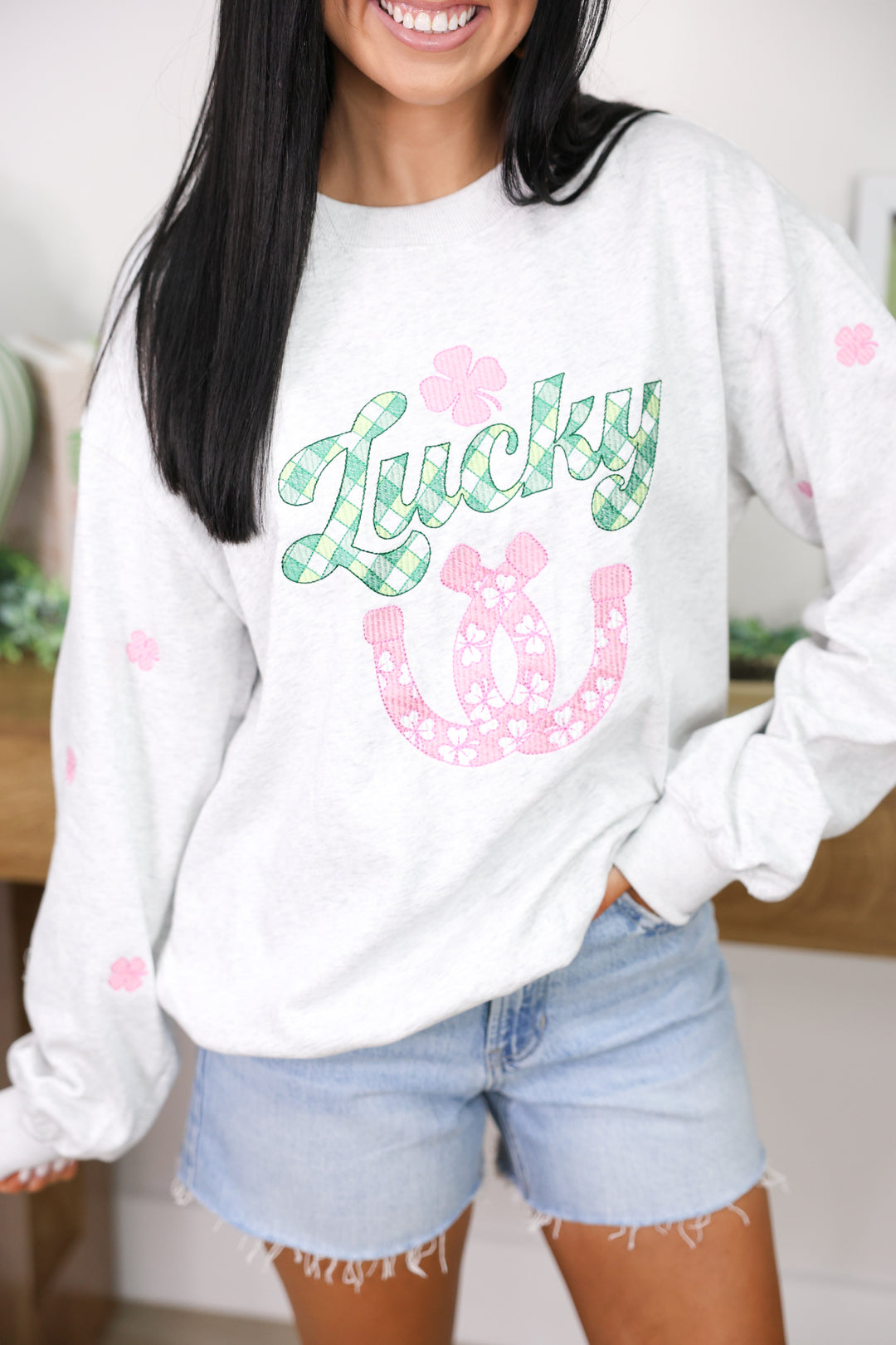 Lucky Clover Stitch Embroidery Sweatshirt "H.Grey"