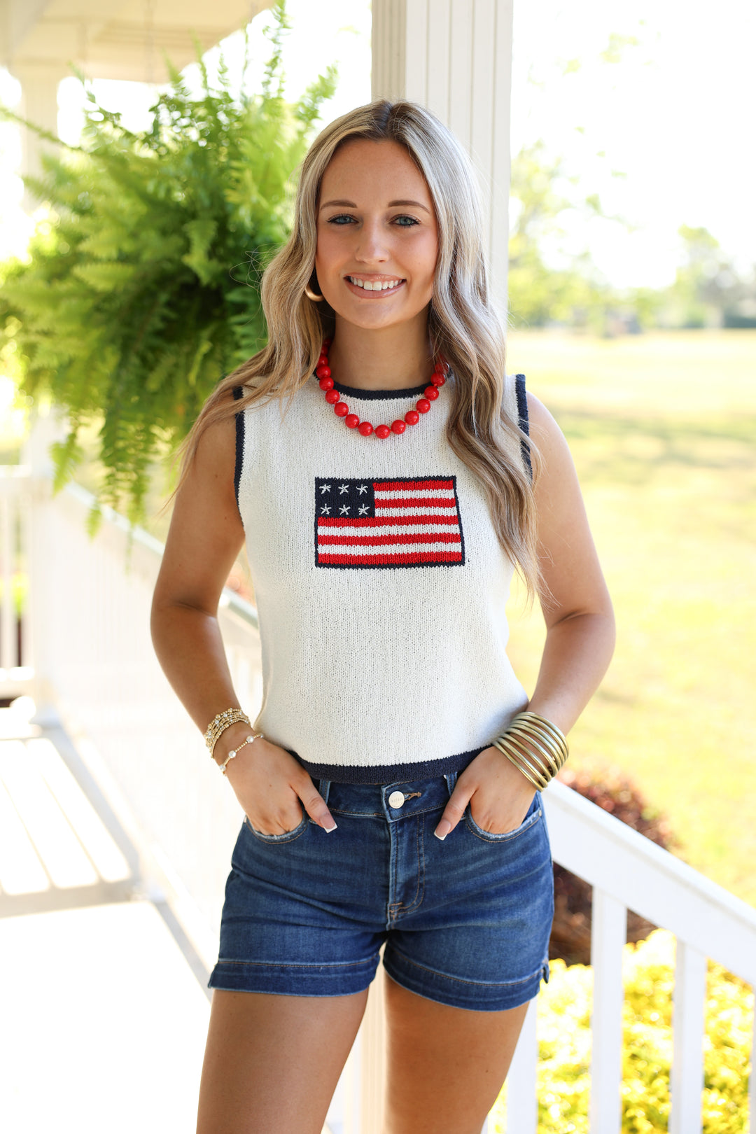 Contrasted Piping Flag Knitted Top "Ivory/Navy"