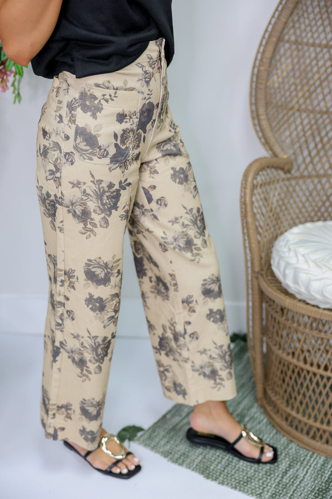 Lynne Pants "Taupe Floral"