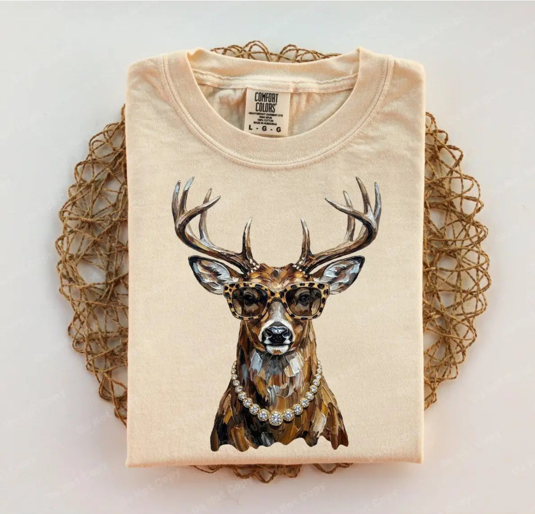 Glam Whitetail Deer Graphic Tee "Ivory"