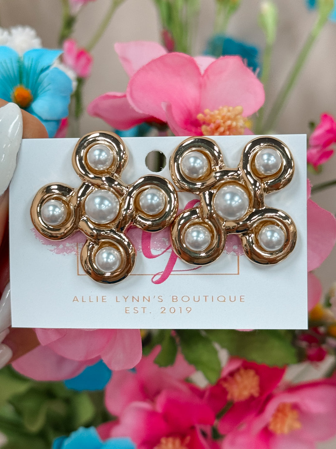 Gold/Pearl Necessity Studs